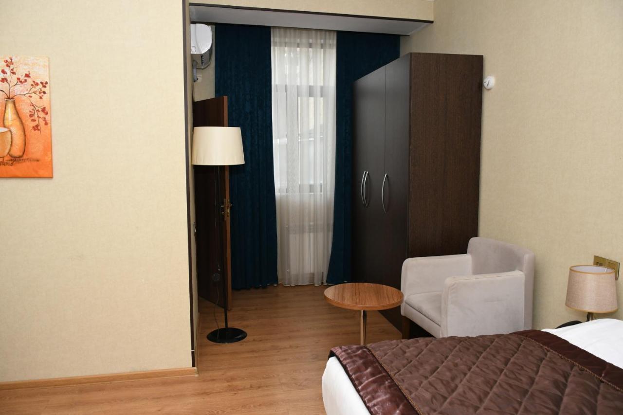 Square Baku Hotel Eksteriør bilde