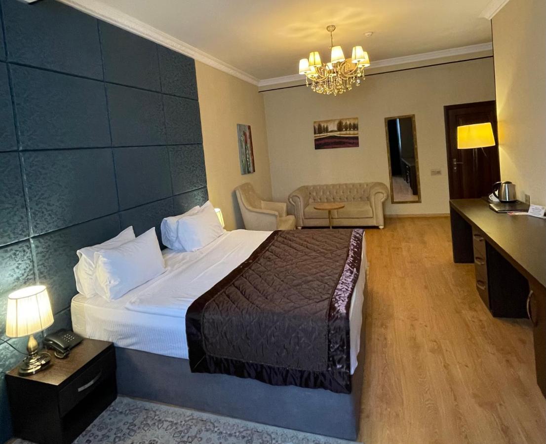 Square Baku Hotel Eksteriør bilde