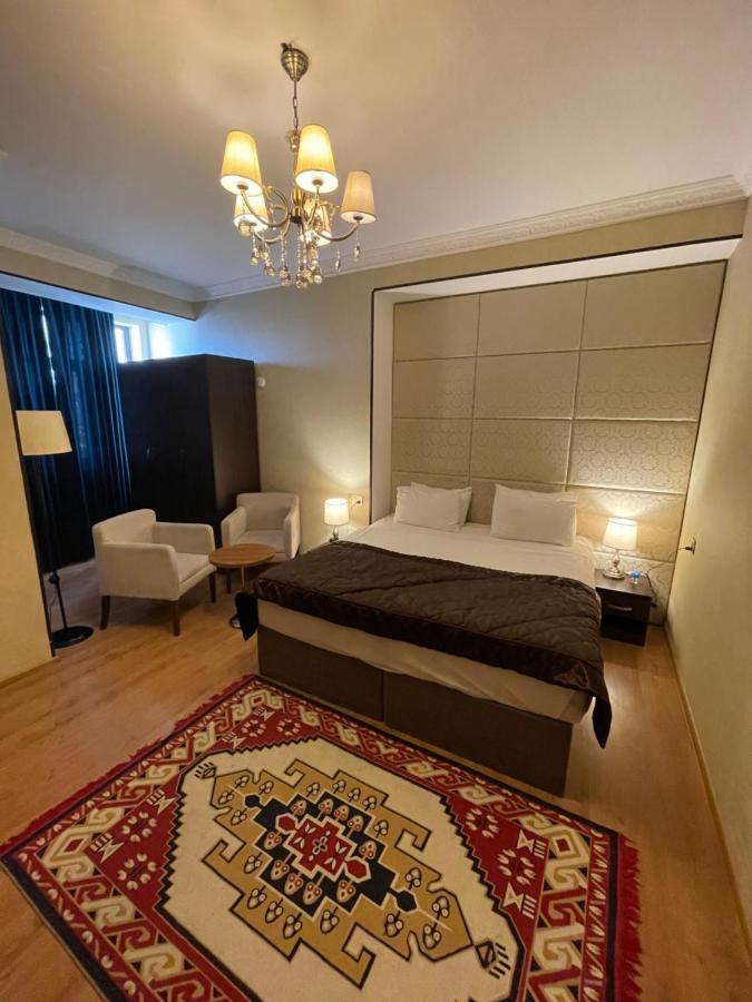 Square Baku Hotel Eksteriør bilde