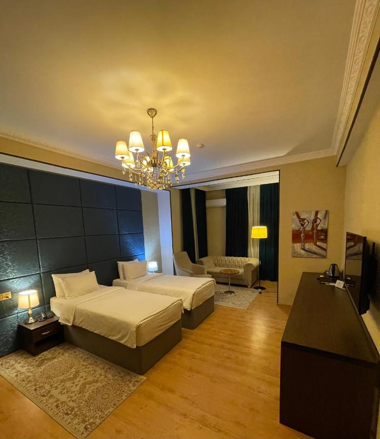 Square Baku Hotel Eksteriør bilde