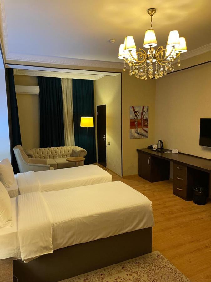 Square Baku Hotel Eksteriør bilde