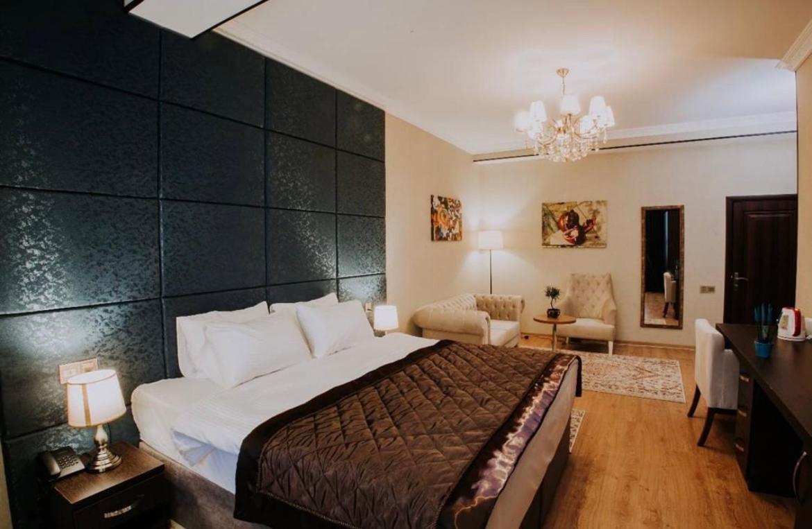 Square Baku Hotel Eksteriør bilde